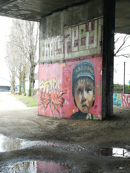 Visage d'enfant Canal de l'Ourcq